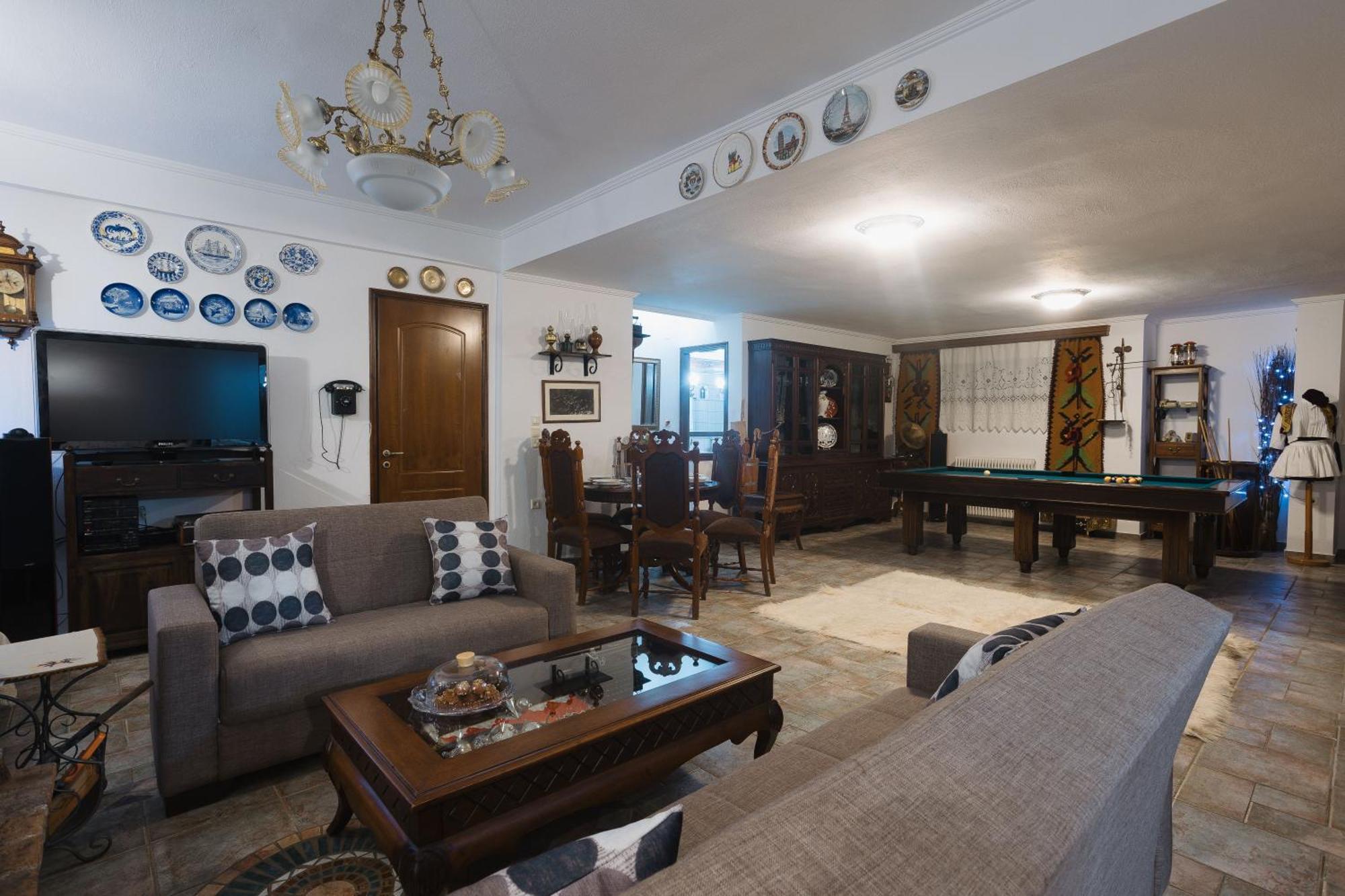 Billiard Home In Trikala Exterior foto